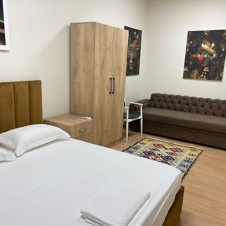 New Apartment In Bllok Tirana Esterno foto