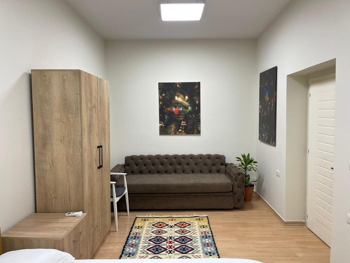 New Apartment In Bllok Tirana Esterno foto