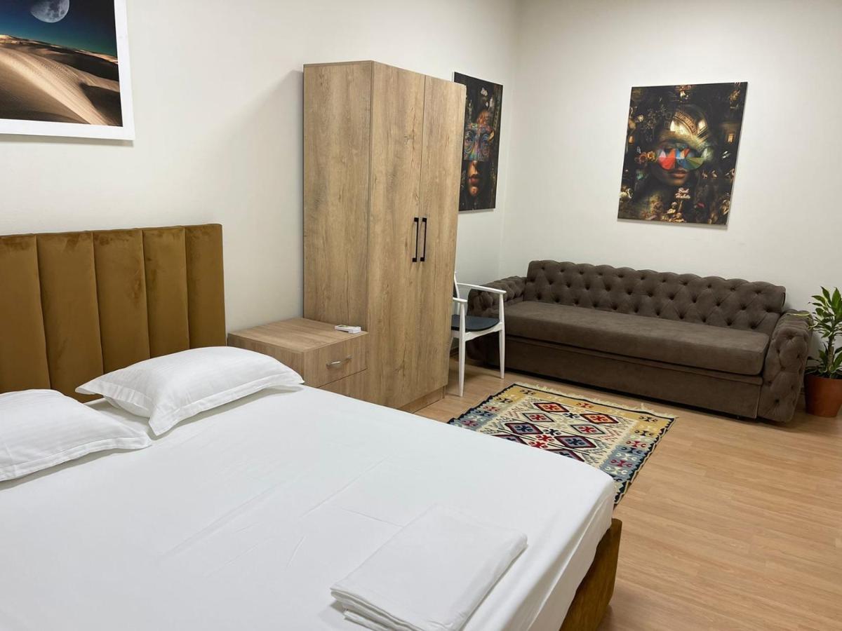 New Apartment In Bllok Tirana Esterno foto